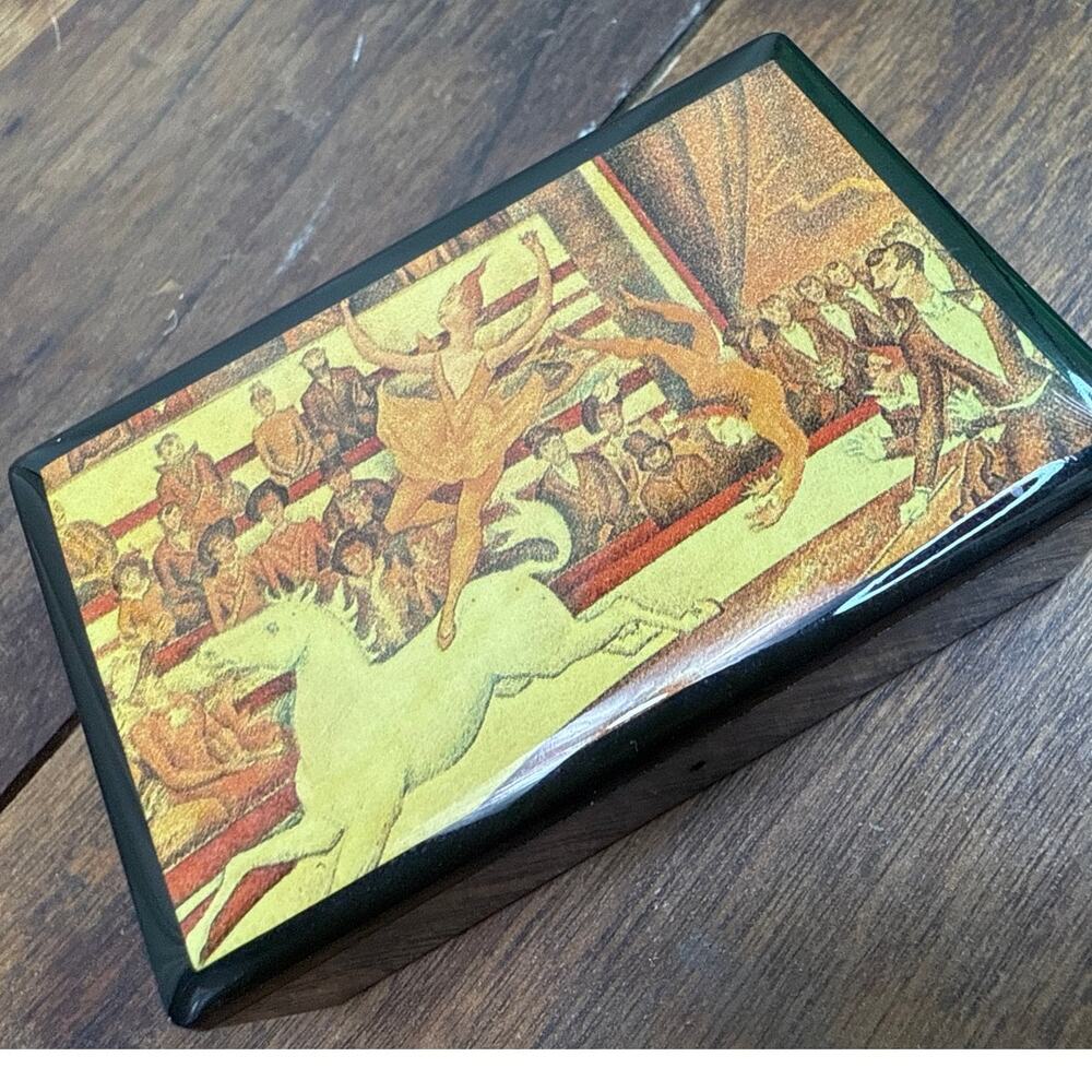 Lucy Lu Designs Vintage '01 Plastic Slide Trinket Pill Jewelry Box Circus Horse